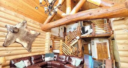 Handcrafted Log Cabin On Island Park Reservoir With Beautiful Views & Hot Tub!