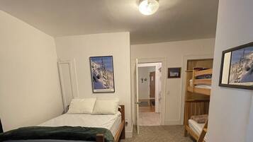 2 bedrooms, free WiFi