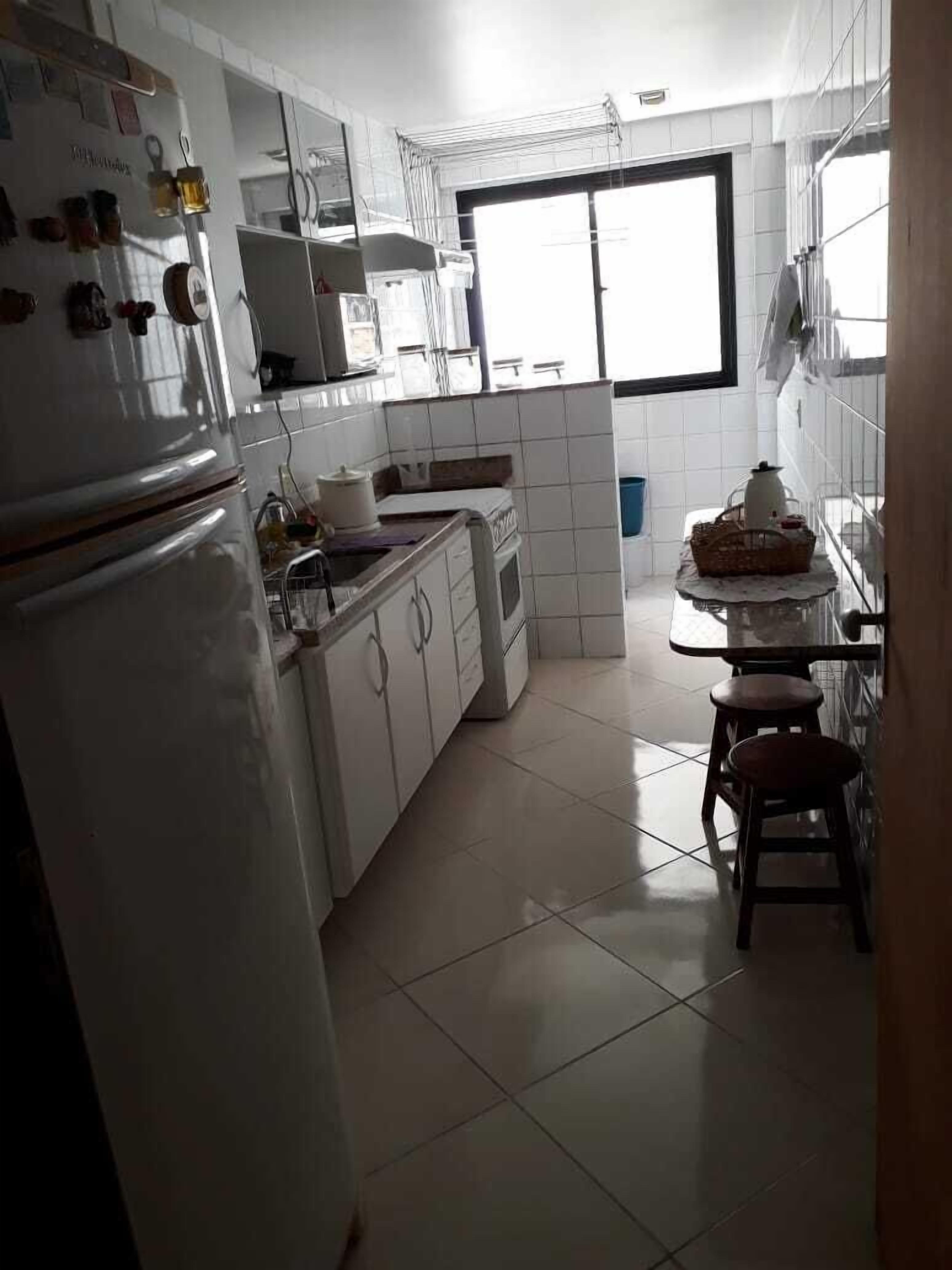 Semi-new 3 bedroom apartment 300mts from the beach with wifi