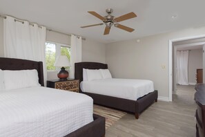 4 chambres, fer et planche à repasser, Wi-Fi, draps fournis