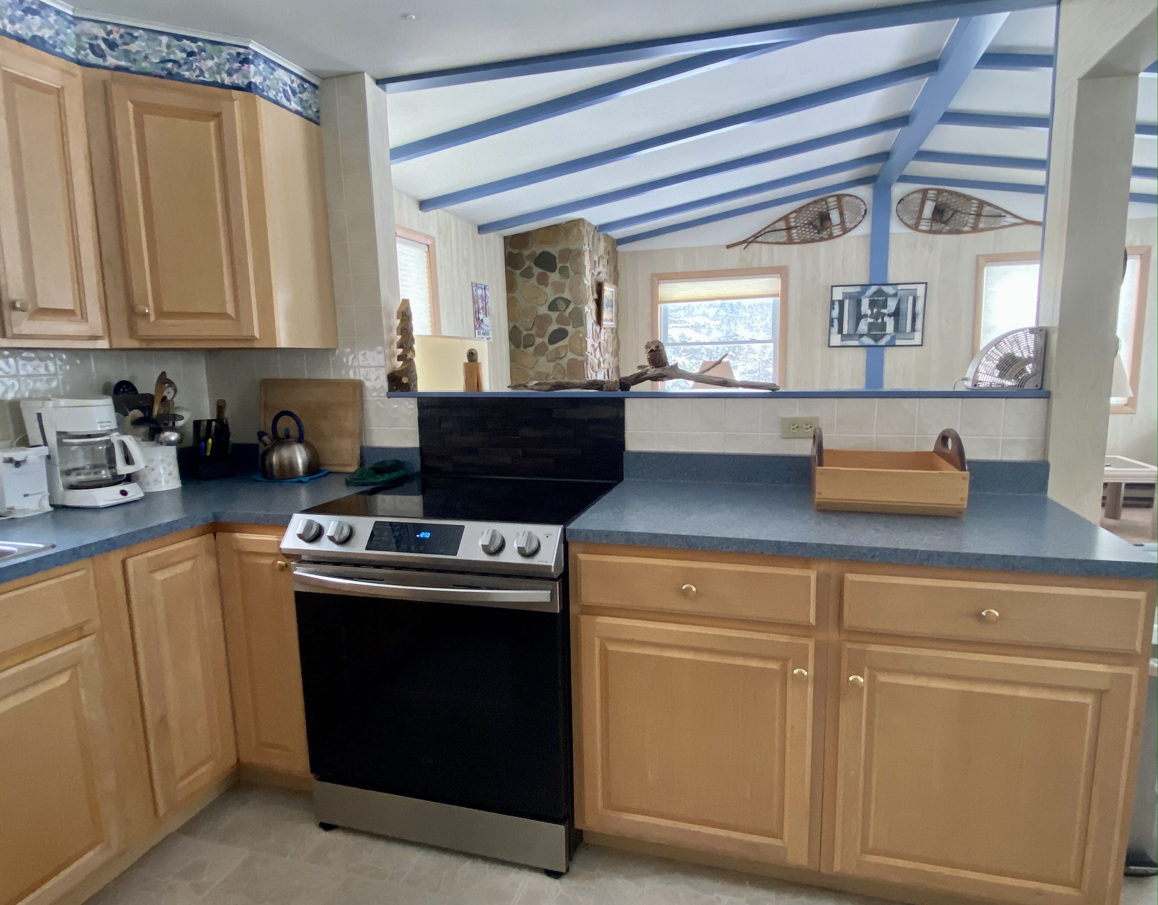 Secluded Cottage With Amazing Views of Whiteface Mountain & High Peaks!