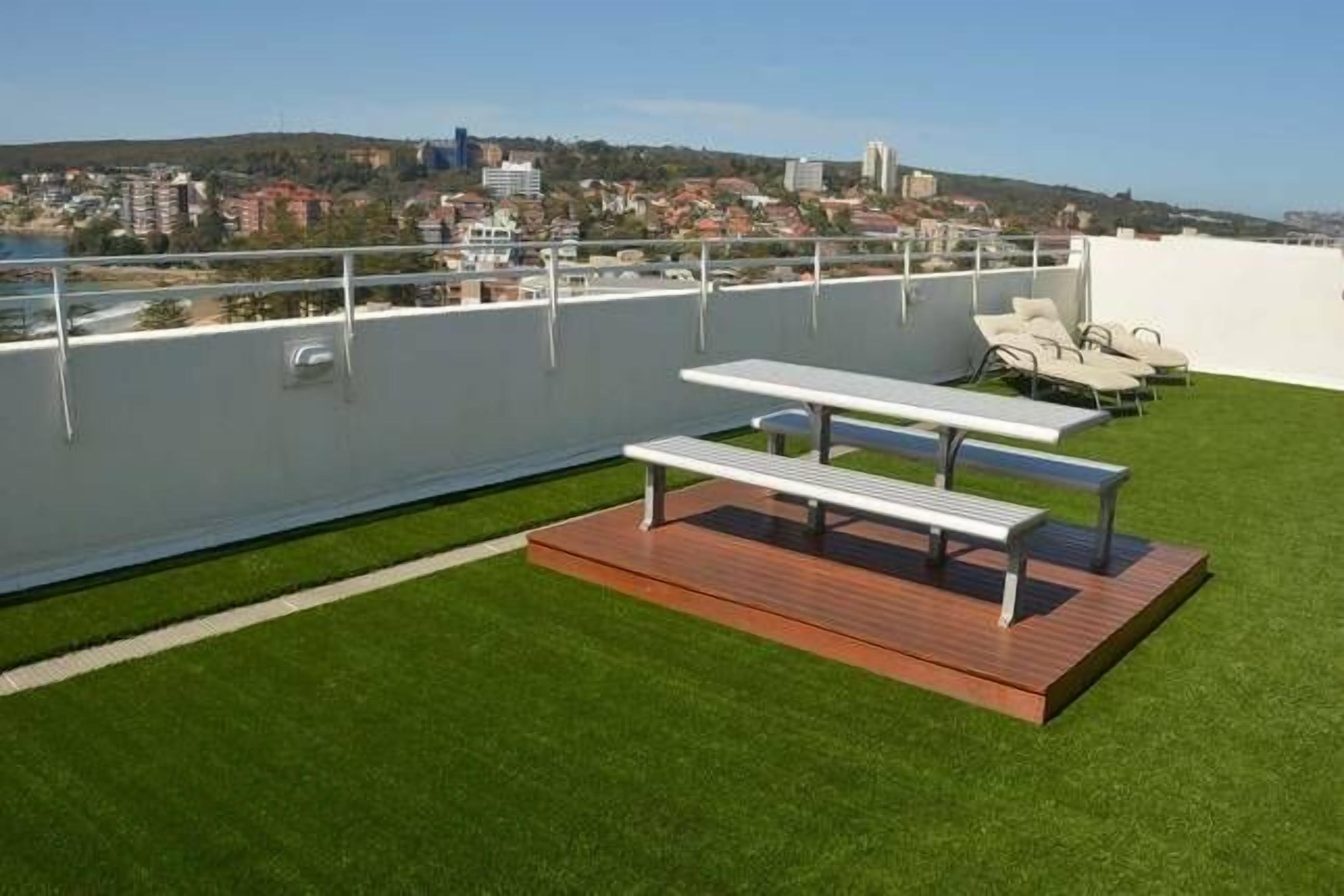 Manly Seaside Bliss 1 br apartment fabulous views — image 13