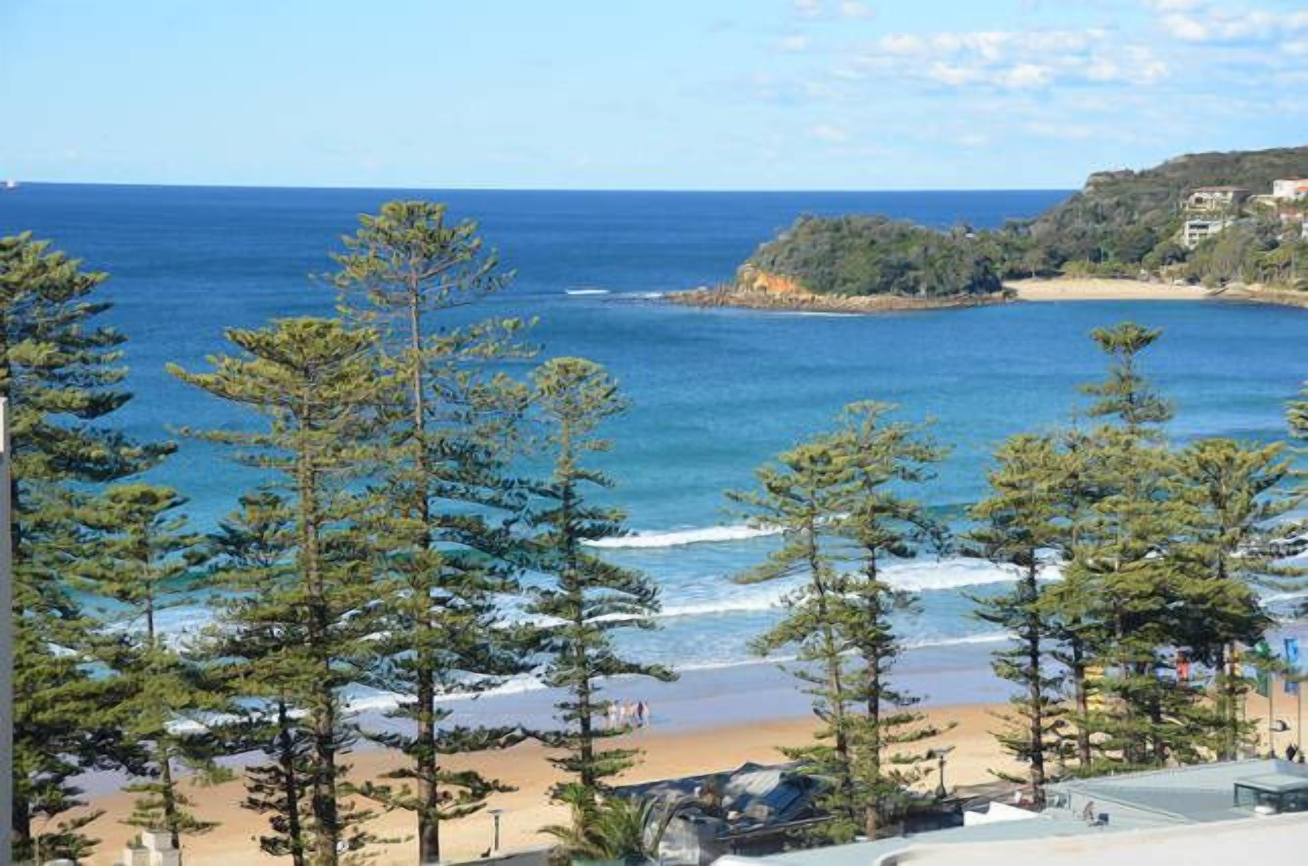 Manly Seaside Bliss 1 br apartment fabulous views — image 15