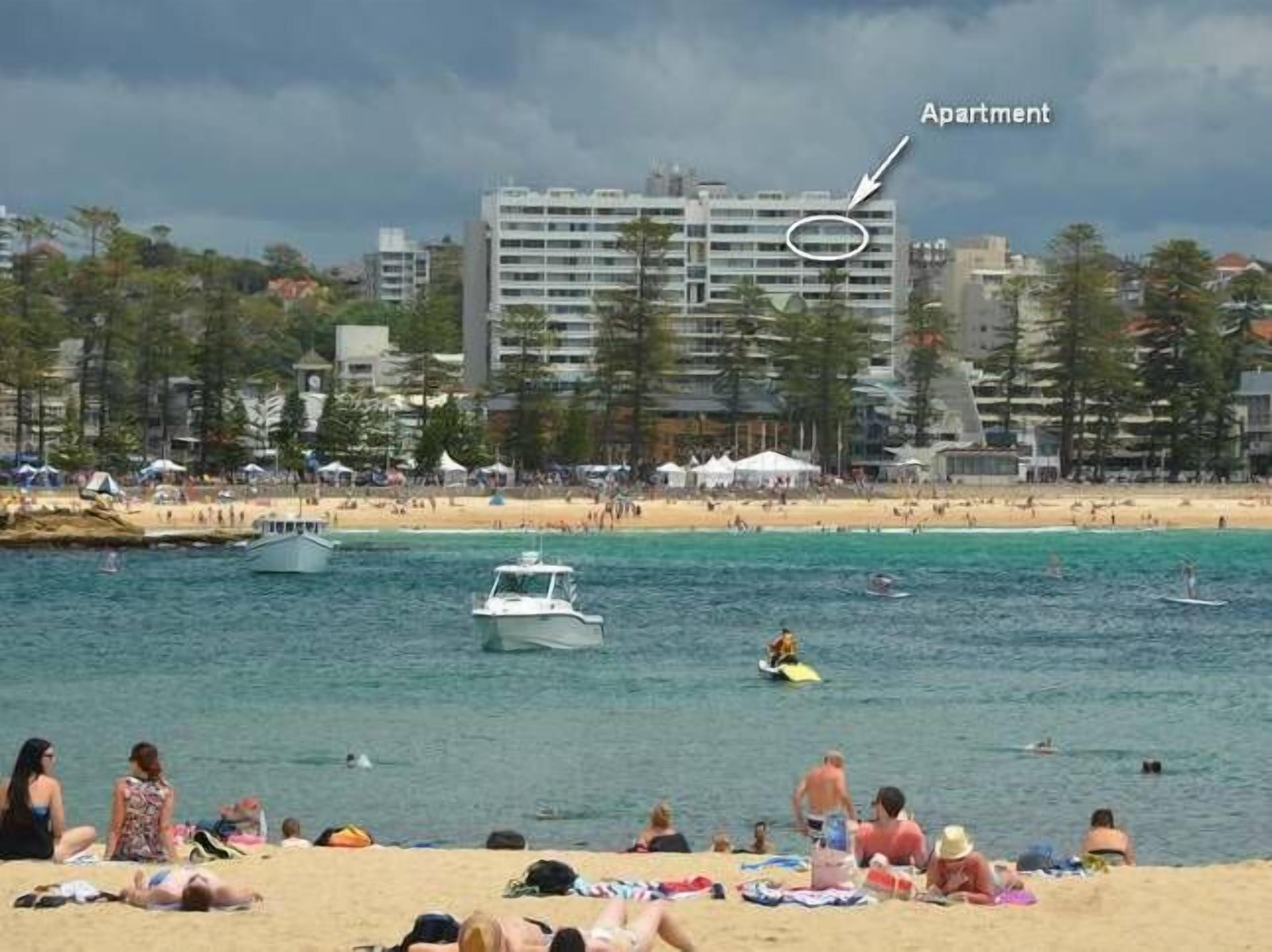 Manly Seaside Bliss 1 br apartment fabulous views — image 16
