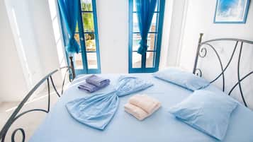 3 habitaciones, tabla de planchar con plancha, wifi y ropa de cama