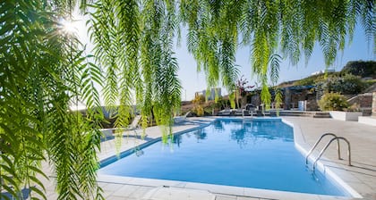 Maison vue mer avec piscine ISLA summer homes