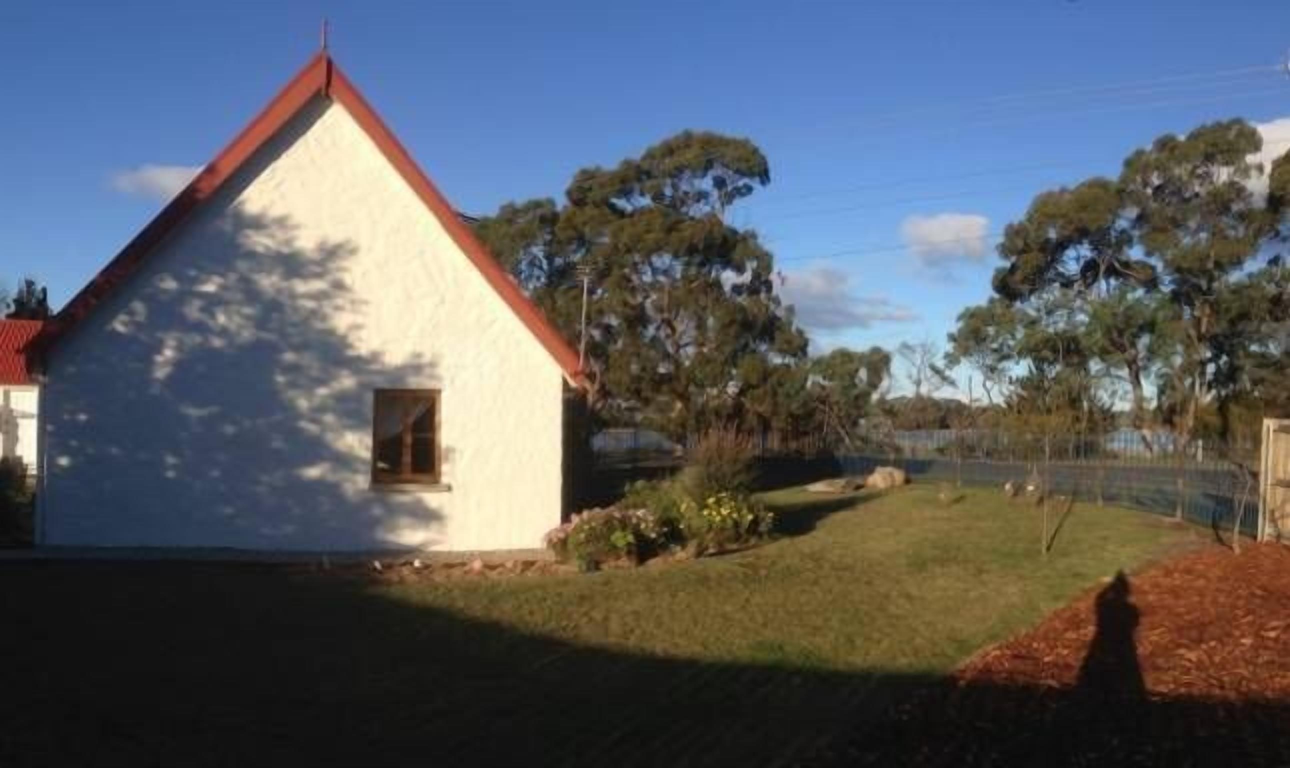 Cove Cottage on the Esplanade