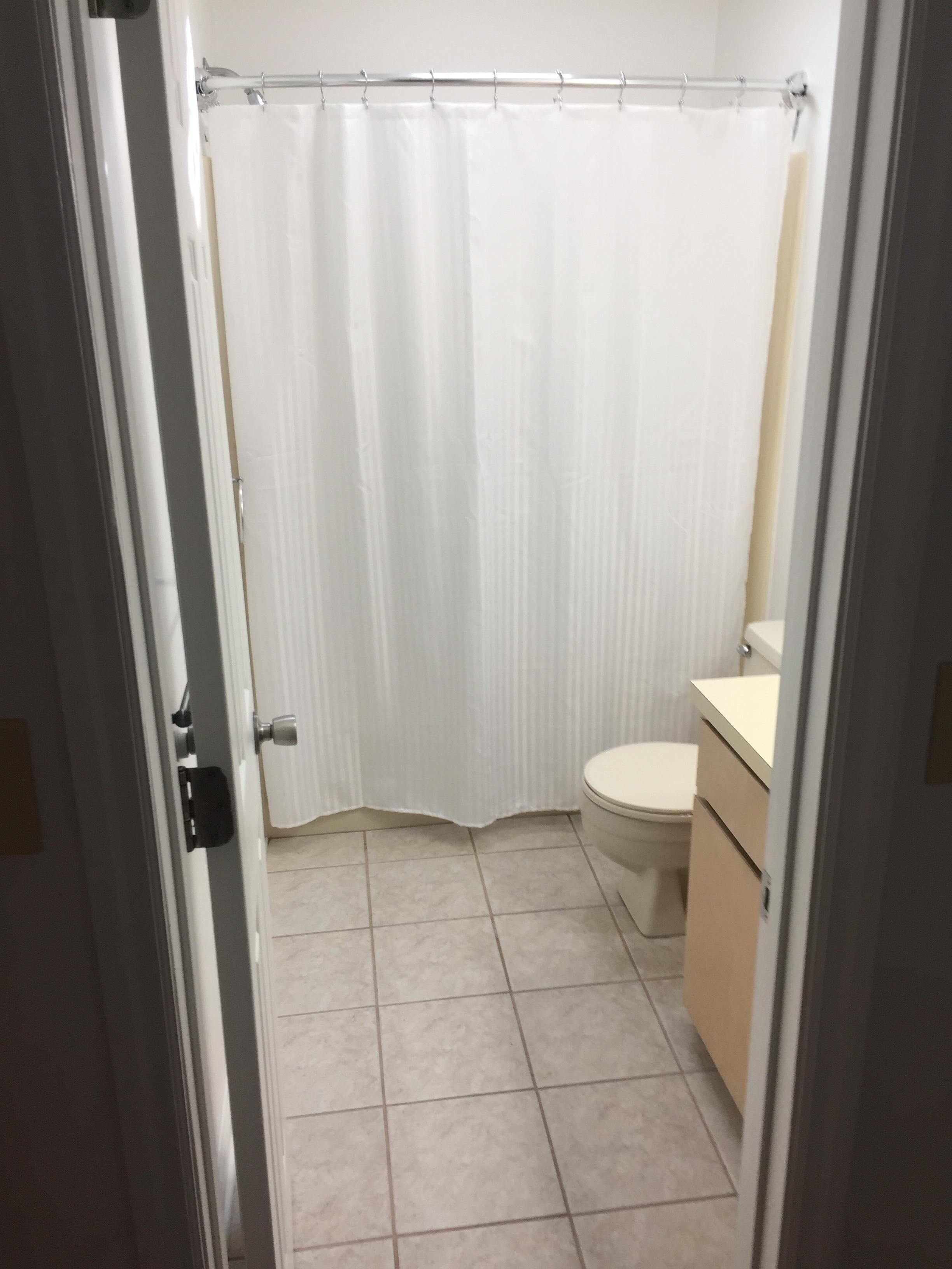 Beautiful, Private Home! Enjoy the Peace and Quiet.  One block to beach. WiFi