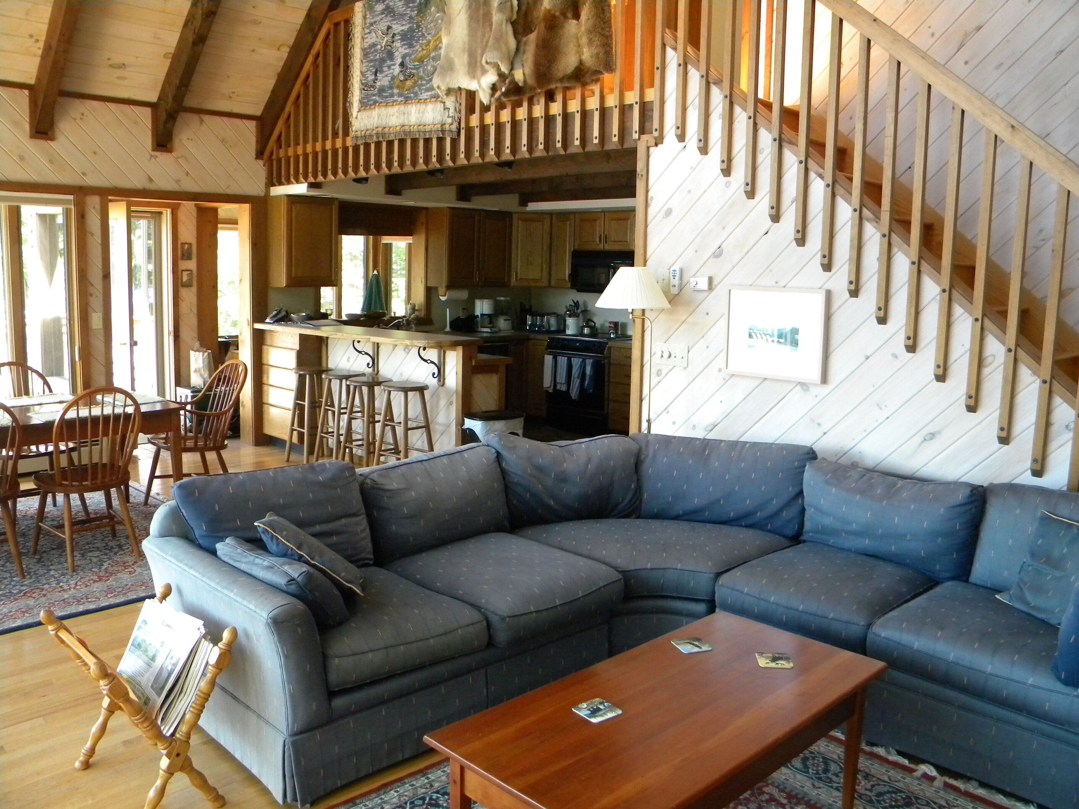 Lake Winnipesaukee Lakefront Home With Great Sandy Beach/Swim Area