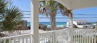 Spectaculaire vue sur le golfe -5-5 1/2 piscine privée