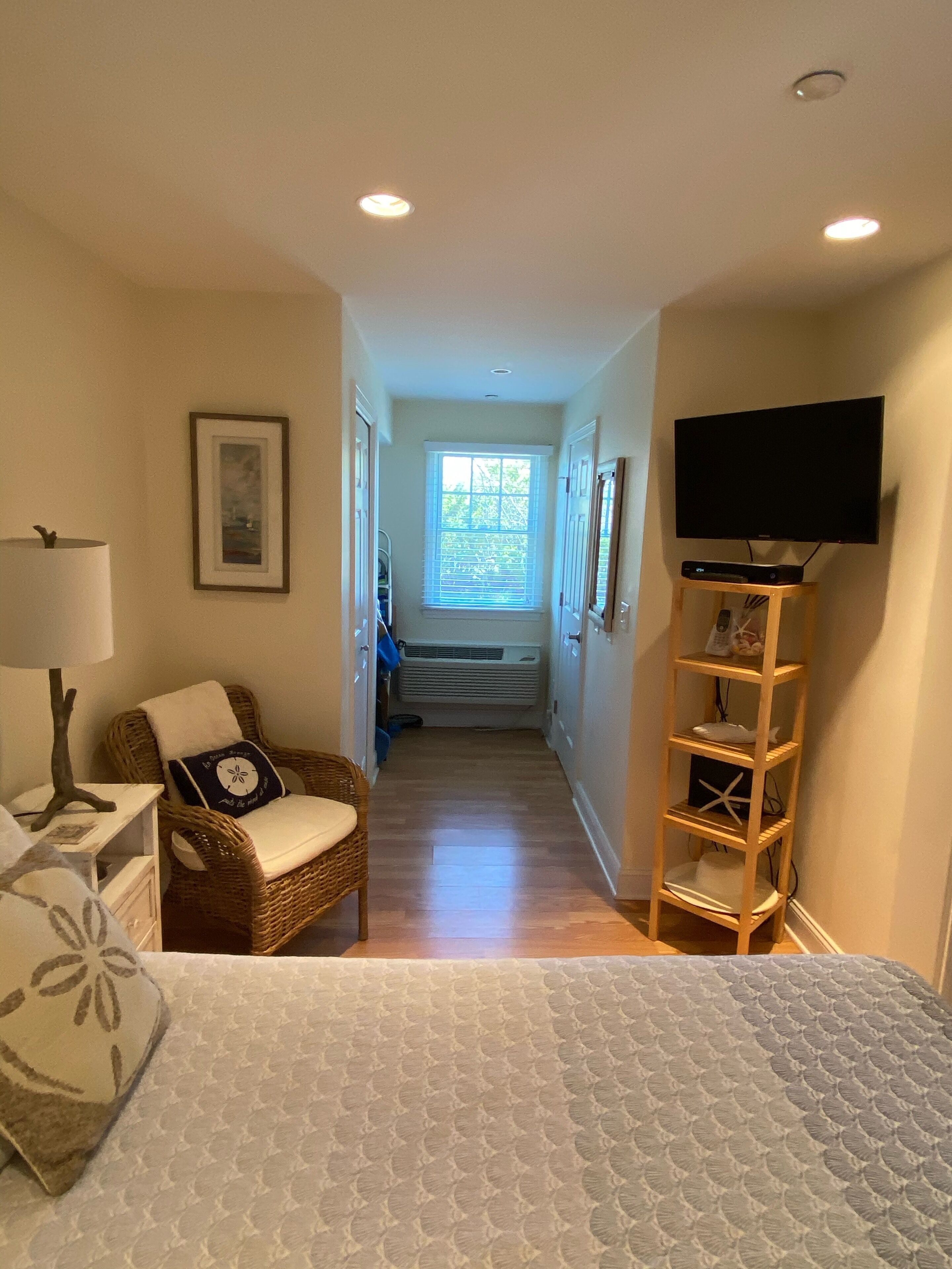 2 bedrooms, iron/ironing board, free WiFi