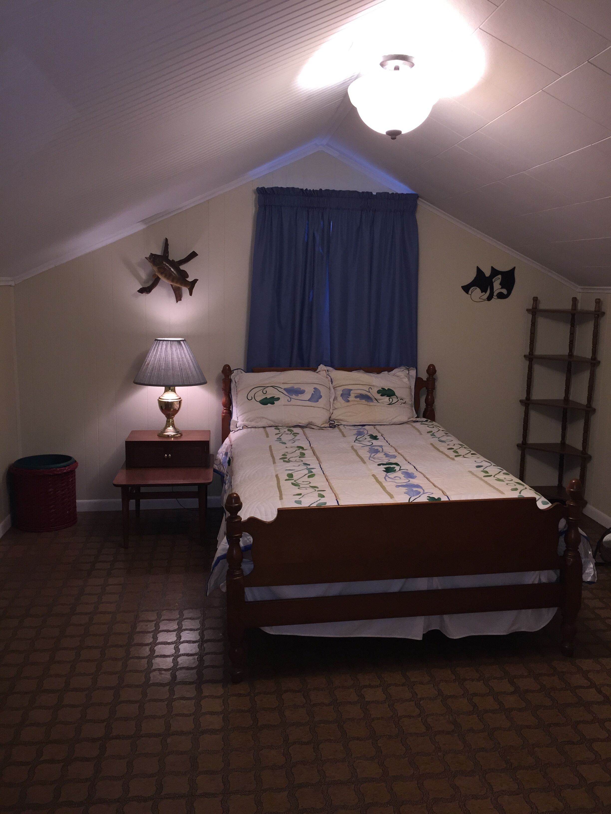 Casual Cajun Comfort - Vintage House & Reception Venue & 1 Acre Mini-Fest area
