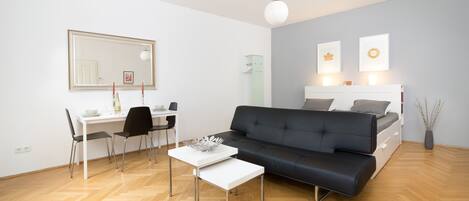 Tv, dvd-afspiller, bøger