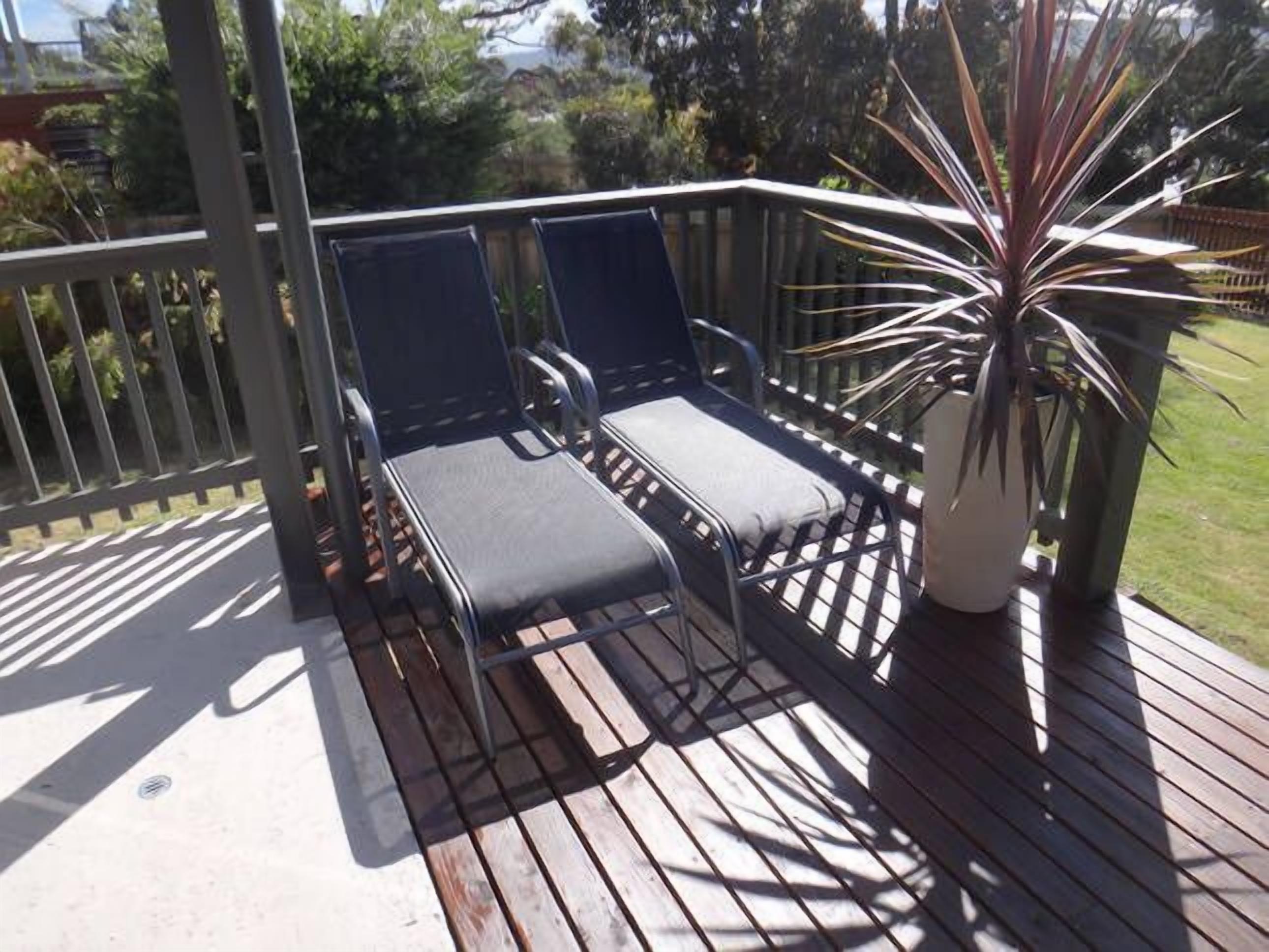 Binalong Beach House — image 12