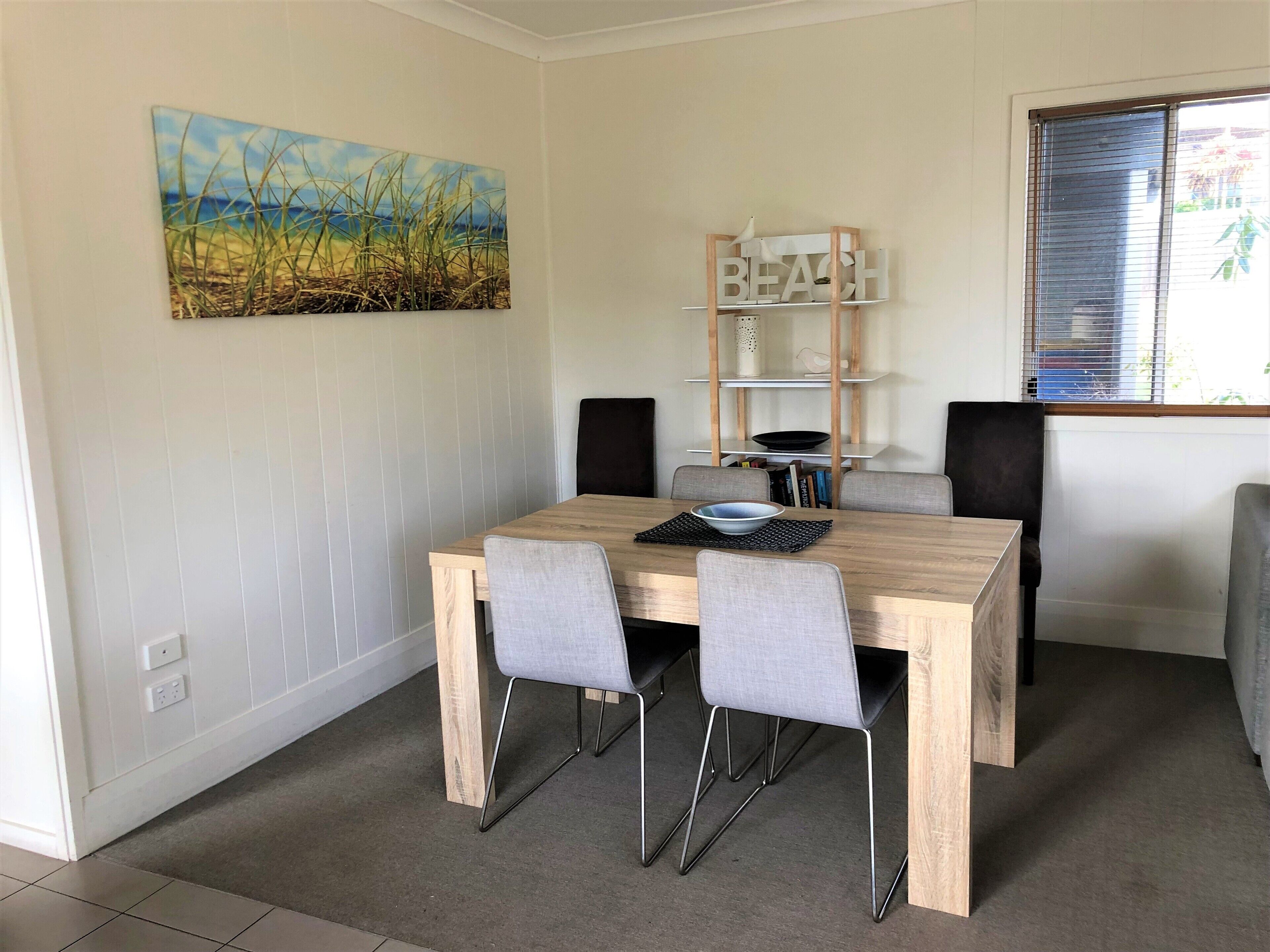 Binalong Beach House — image 5