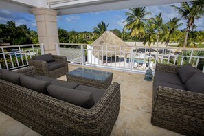 Property grounds - Best location PC Resort - 200yards from best beach - HOT TUB (Punta Cana)