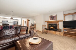 TV, fireplace - Lakefront Condo - Wraparound Deck w/ Panoramic Views - Walk to Downtown Grand Lake (Grand Lake)