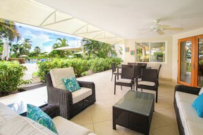 Outdoor dining - Palm Beach 109 Hastings Barbados, 3 Bdrm condo. Beachfront, Pool, Best location! (Hastings)