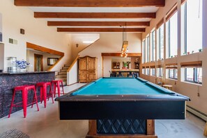 Spielezimmer