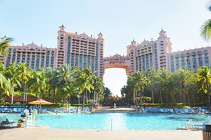 Outdoor pool - WATERFRONT HAVEN - Oceanfront Escape in Eastern Nassau! NO HURRICANE DAMAGE  (Nassau)