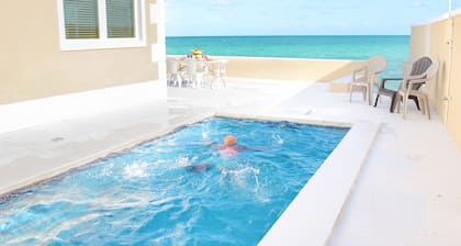 WATERFRONT HAVEN - ¡Escapada frente al mar en el este de Nassau! SIN DAÑOS POR HURACÁN