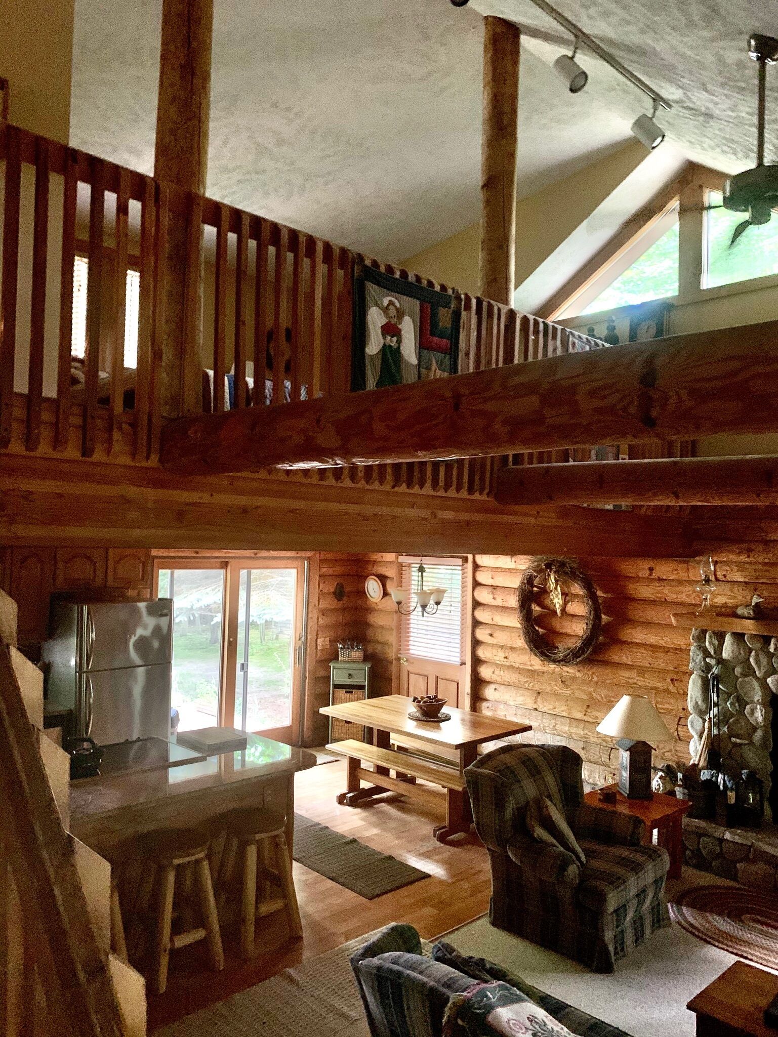 Lakewood Lodge on Beautiful Bass Lake #PSTR-22-016   6 adults 2 children