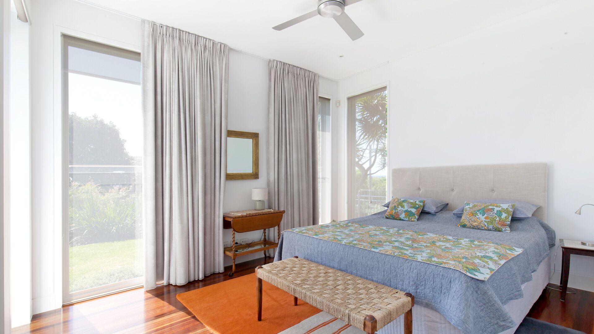 Manly Blue Retreat Apartment — image 13