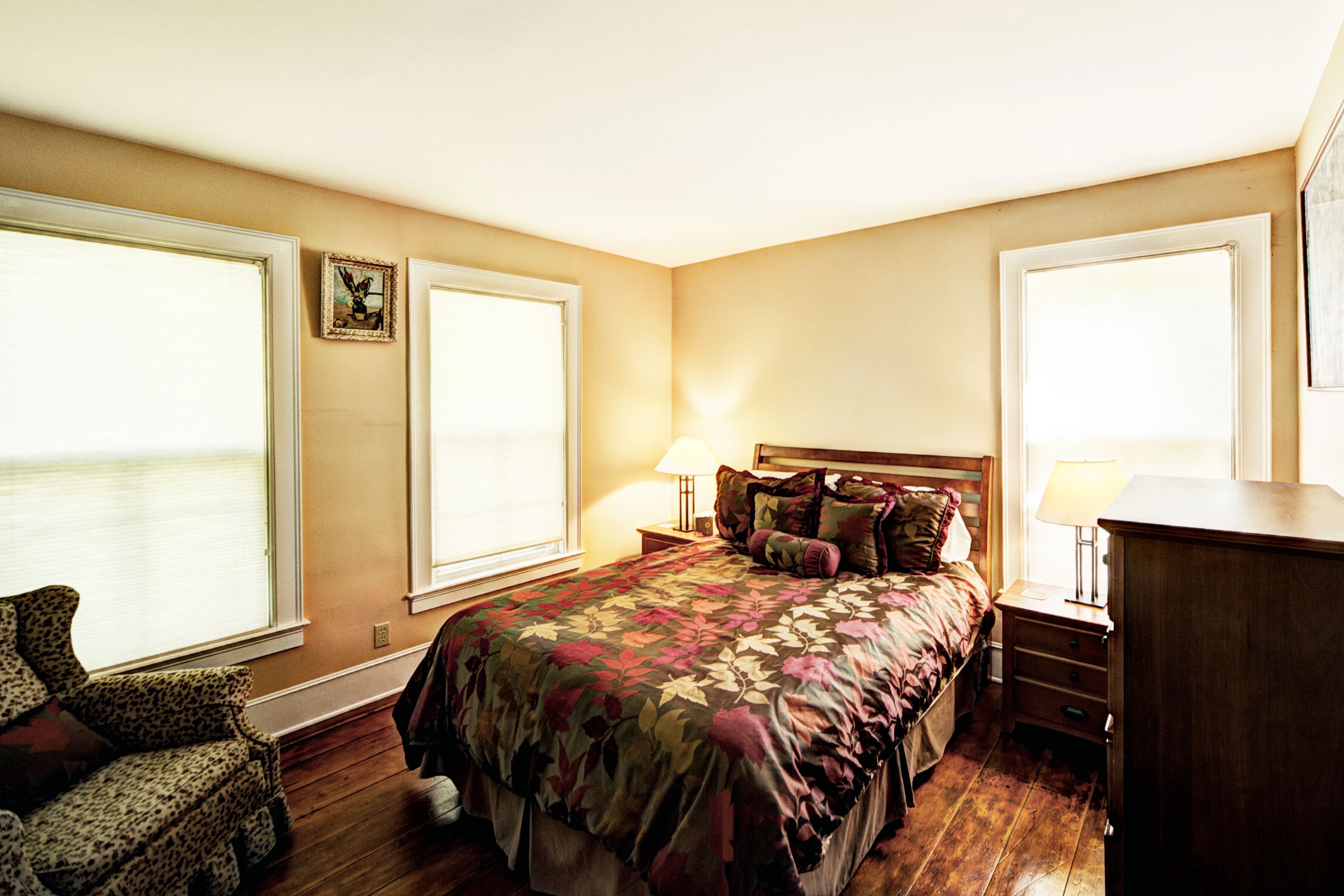 The 1801 Armstrong House - A charming historic gem in the Chenango River valley