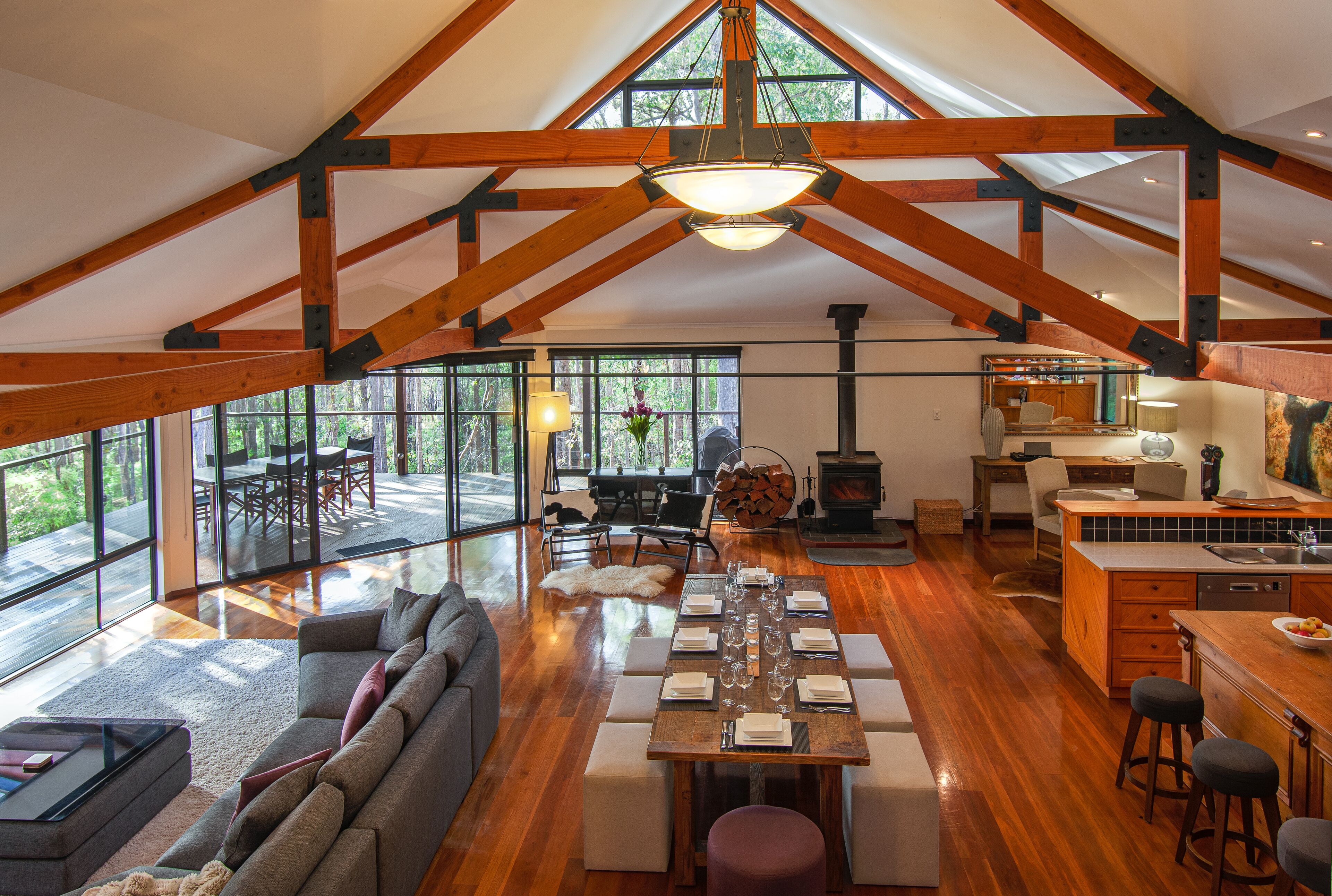 Calistoga Chalet - A Luxurious Chalet in the Trees!