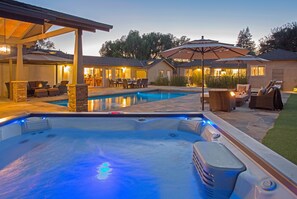 Beheizter Pool