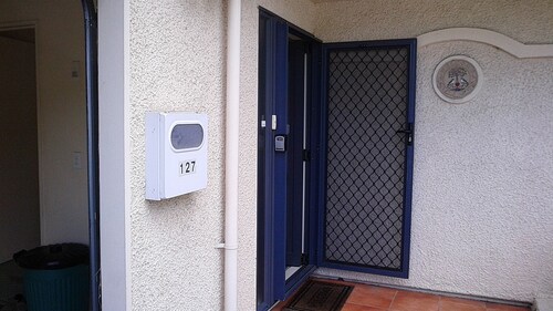 Ahuriri Townhouse modern and spacious ,free wifi.