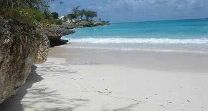 Luxury Holiday 3 Schlafzimmer Villa w / privatem Pool & A / C. Für 6-8 Personen