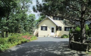 Exterior - A Blowing Rock Property-Ideal for summer get-aways, fall colors, &winter skiing (Blowing Rock)