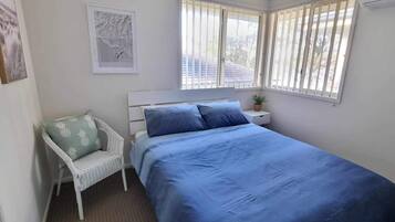 4 Schlafzimmer, Bügeleisen/Bügelbrett, kostenloses WLAN, Bettwäsche