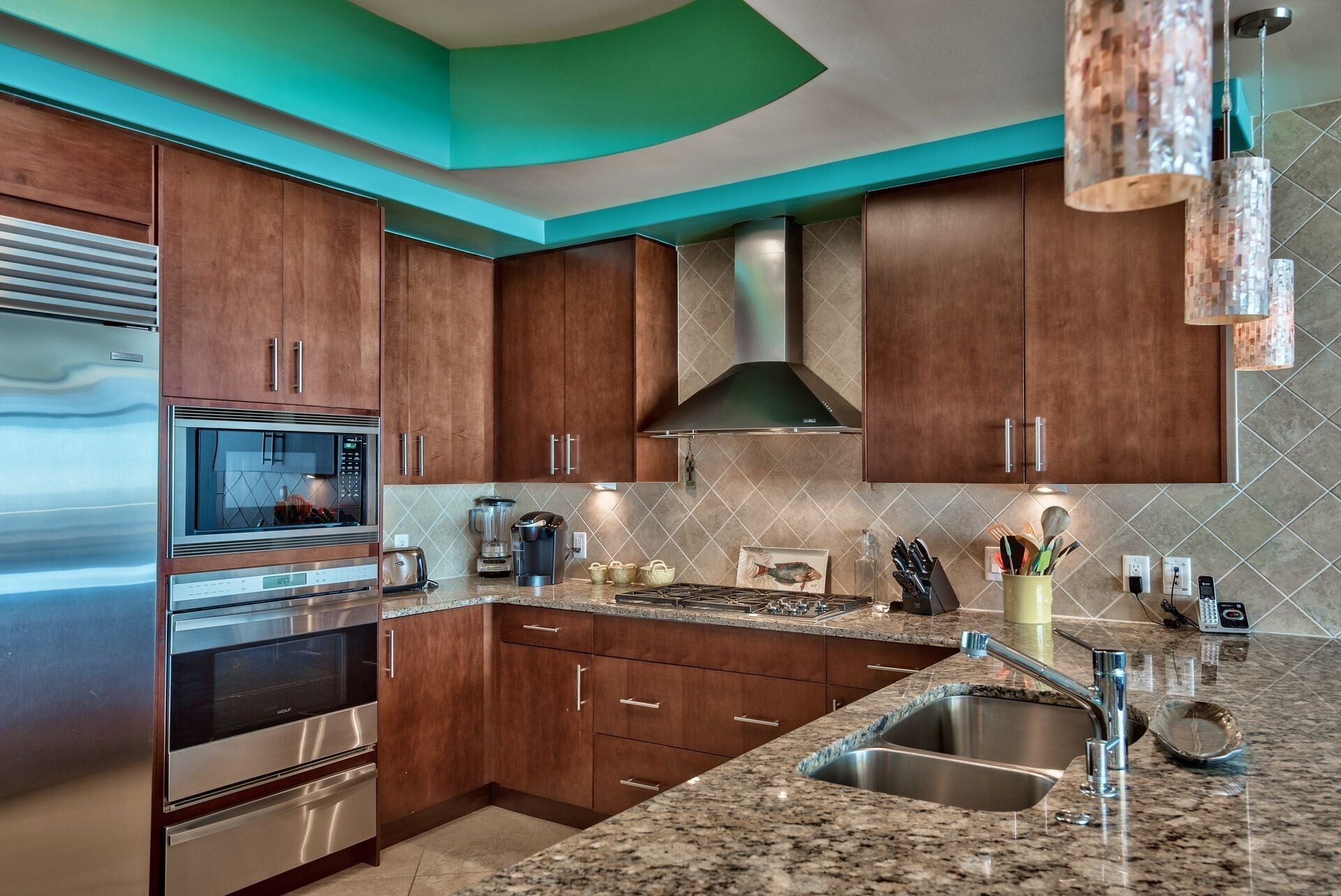 Be COOL this Fall: Turquoise Place Cat's Meow's IT factor, makes you Purr! C2007