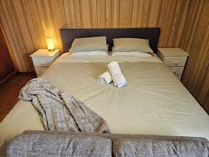 3 多间卧室、熨斗/熨衣板、免费 WiFi、床单