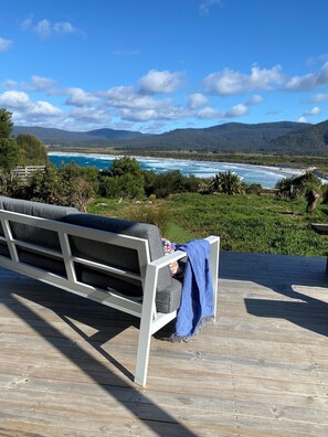 Terrace/patio - WOW! No better location.
Beachfront, private & tranquil. Unwind and reconnect... (Seymour)