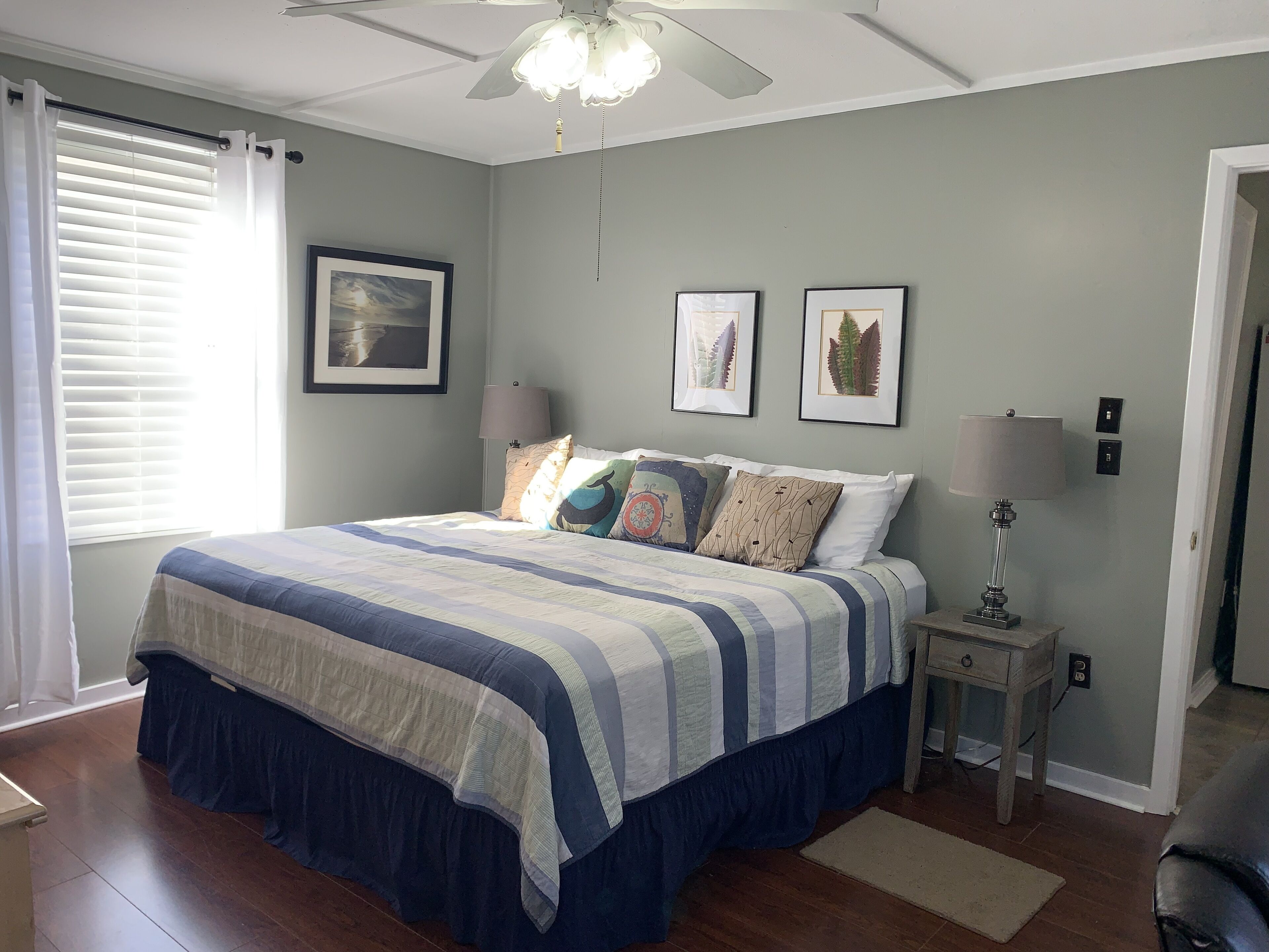 The Whale House - Elegant Charm in Dauphin Island Village