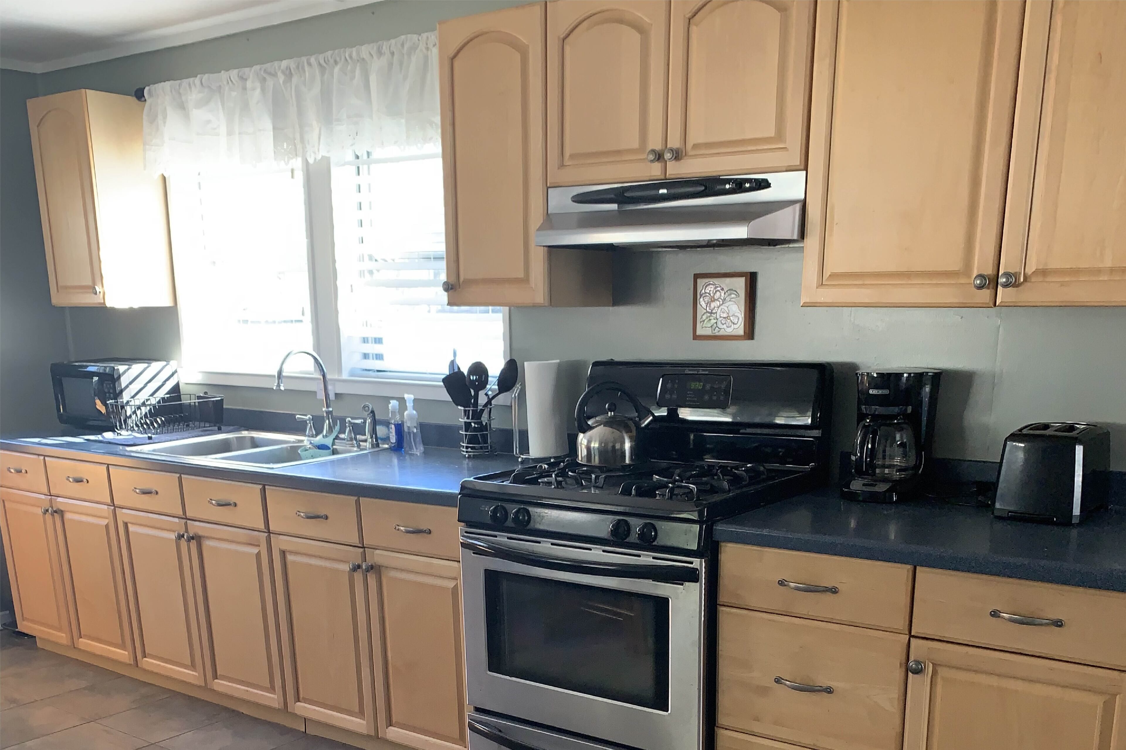 The Whale House - Elegant Charm in Dauphin Island Village