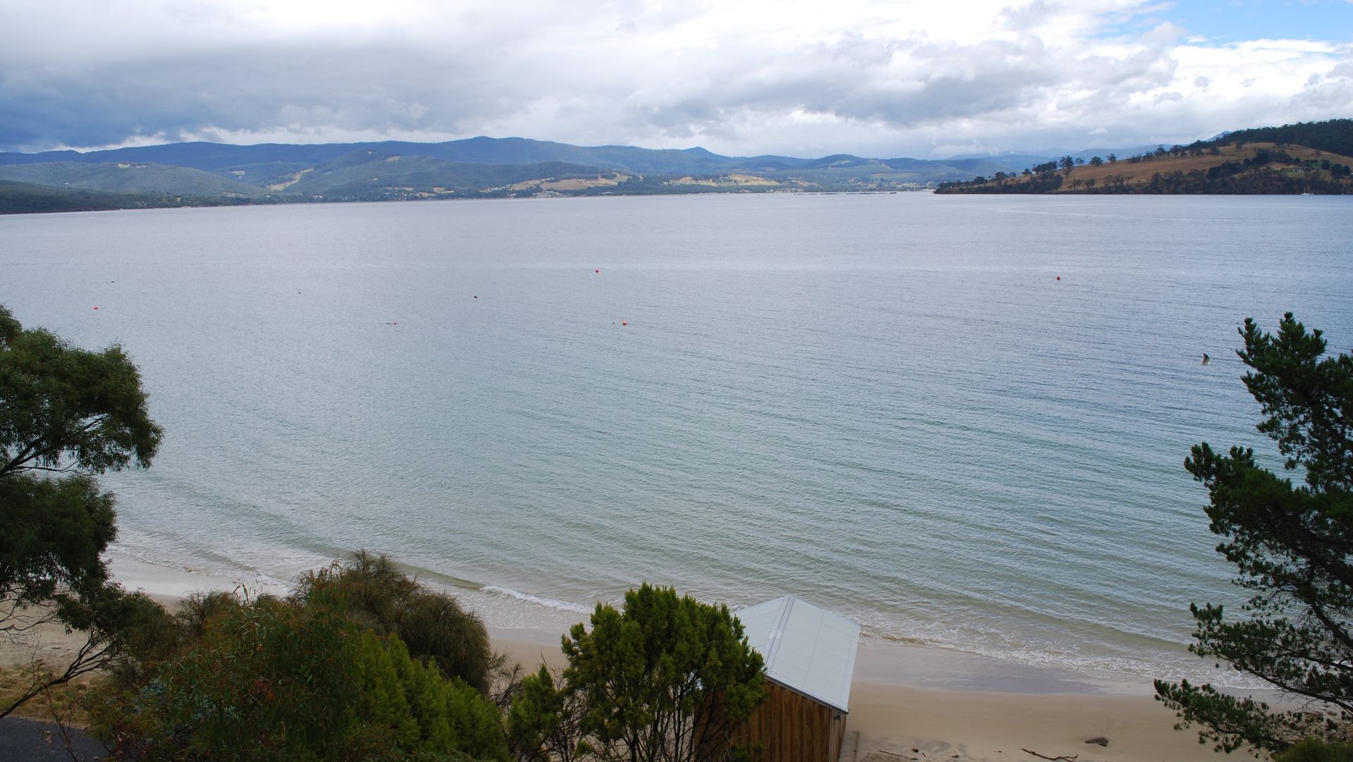 No41 Dennes Point -Beach holiday home — image 23