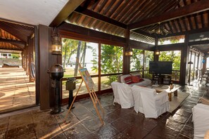 Interior - Paradise of crystal clear waters (Angra dos Reis)