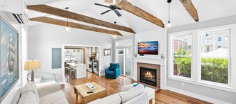 Oceanside 5 habitaciones / 3 baños Casa unifamiliar con piscina