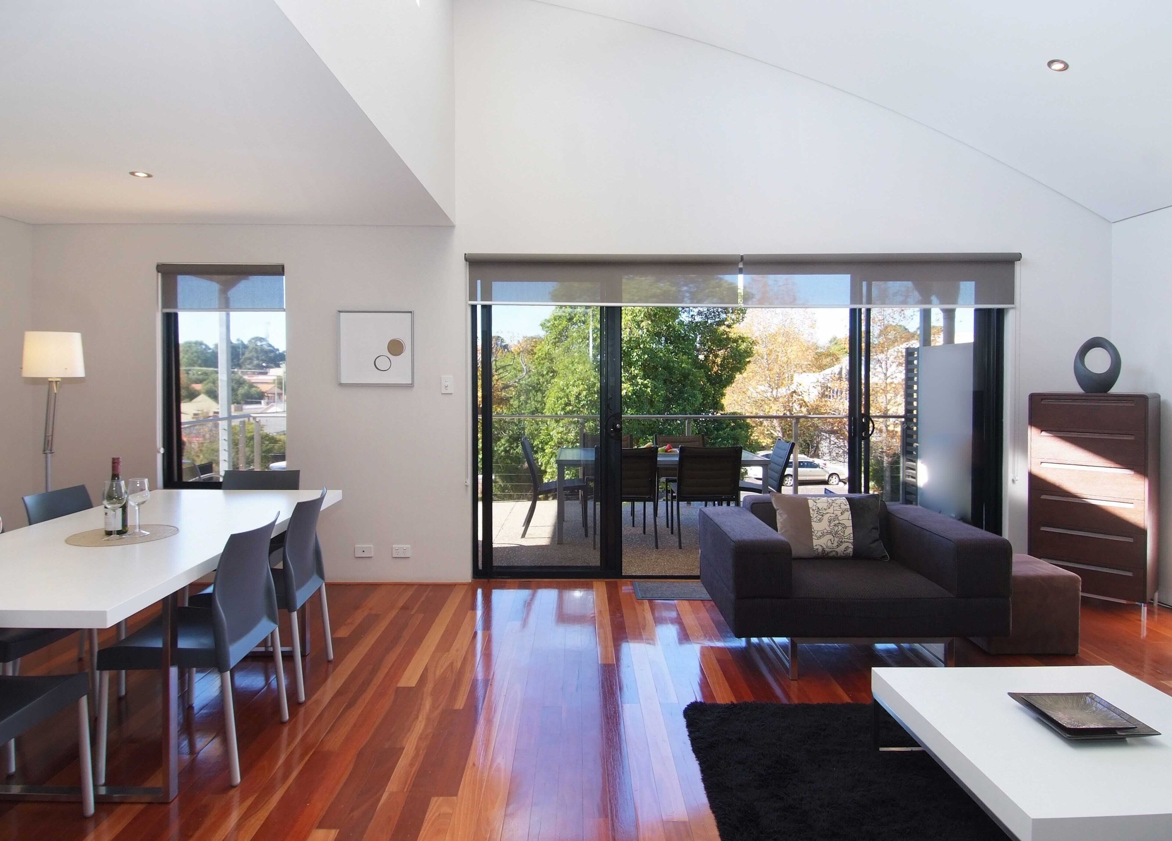 Uptown Apartment - Stylish Apartment in Town — image 7