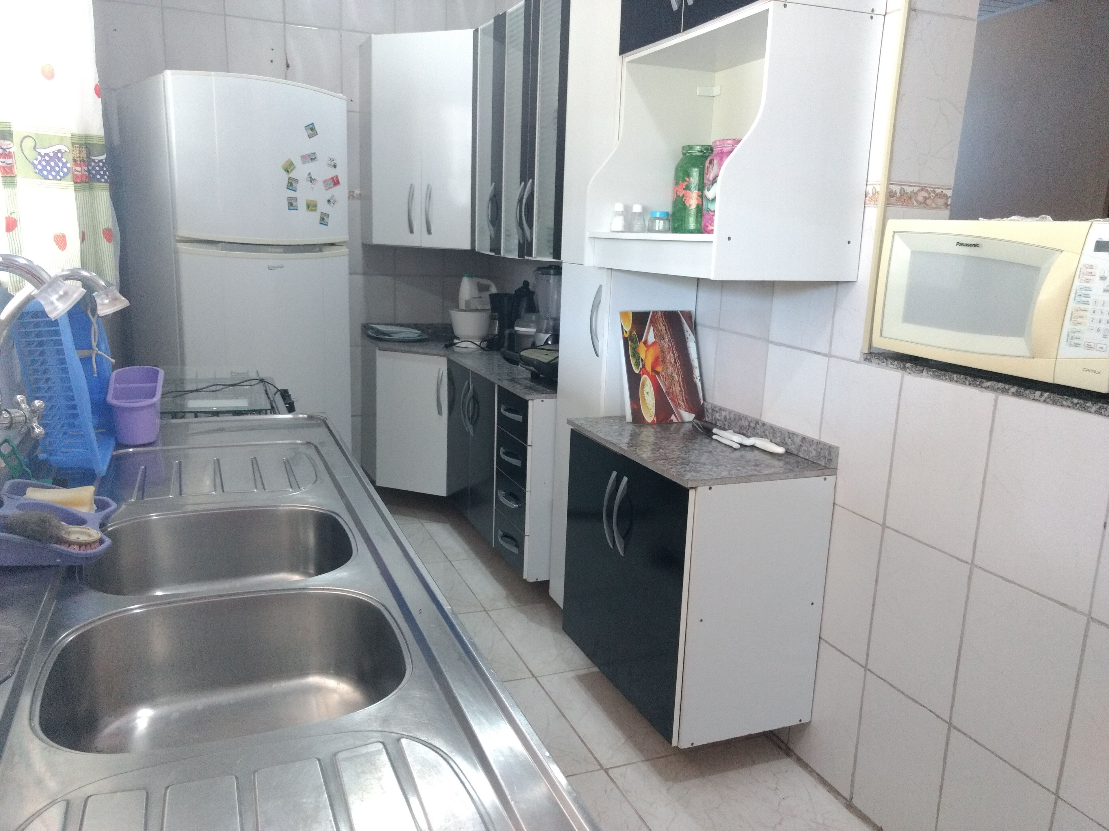 WI-FI, SWIMMING POOL WITH HYDRO AND LED, BARBECUE, PING- PONG.