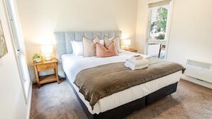 2 habitaciones, tabla de planchar con plancha y wifi gratis 