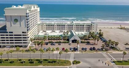 Kaunis 9. kerros OceanView Studio Condo klo DBR