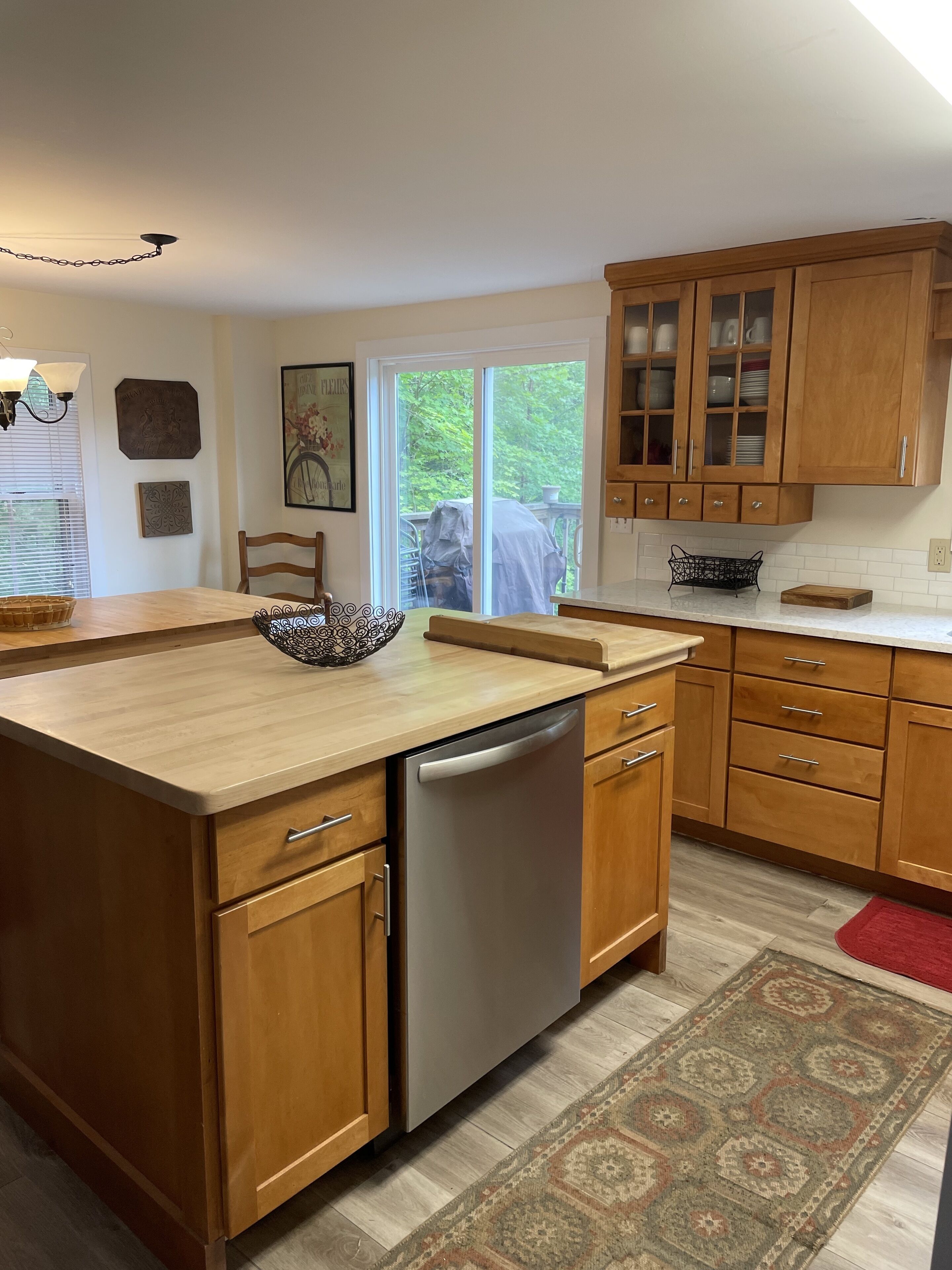 As featured in the NY Times: charming, home on Lake Rescue, minutes from Okemo.