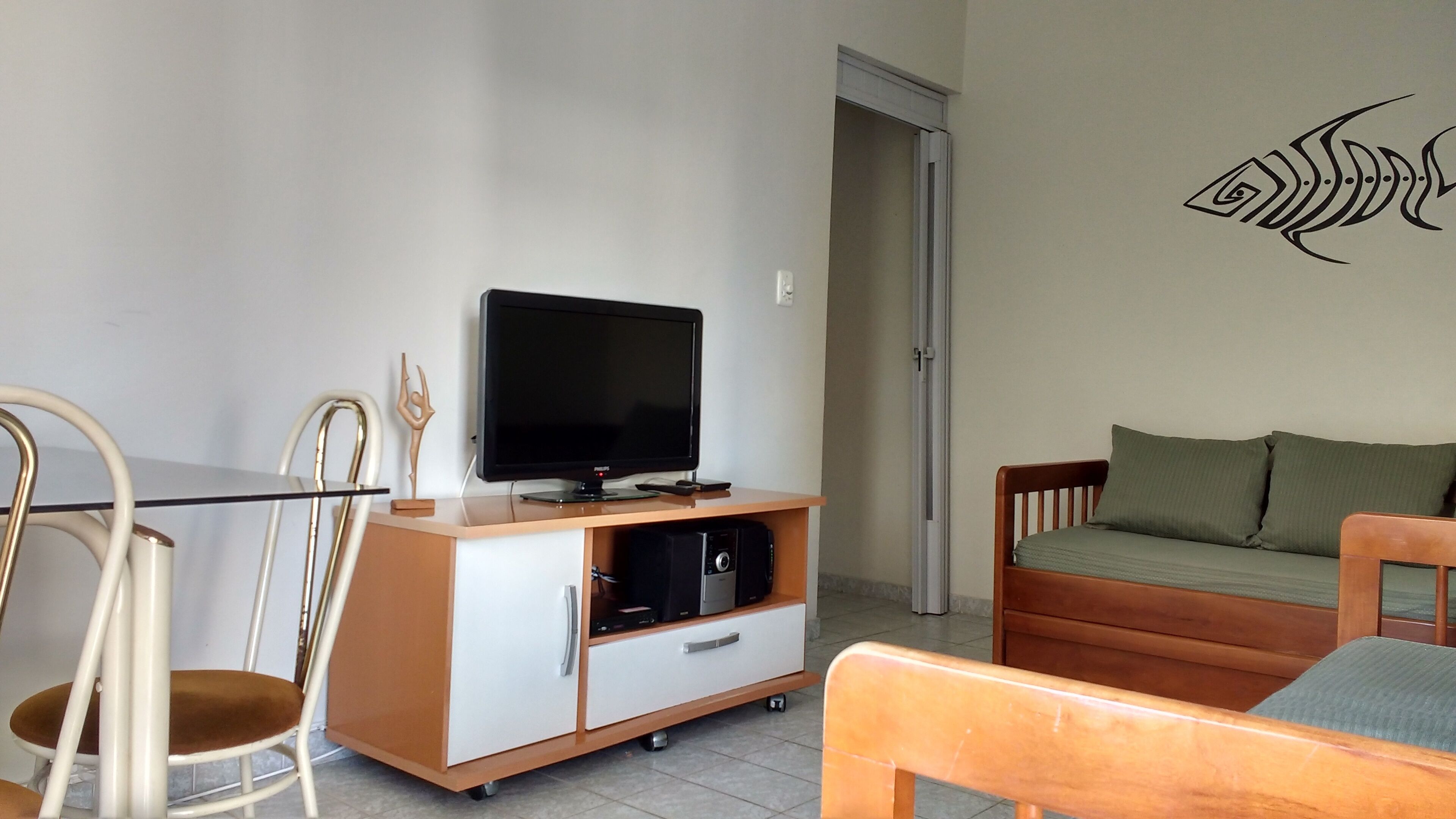 Cove, 4 minute walk to the beach! 2 bathrooms; Garage; 3 Ares-cond.; WiFi.