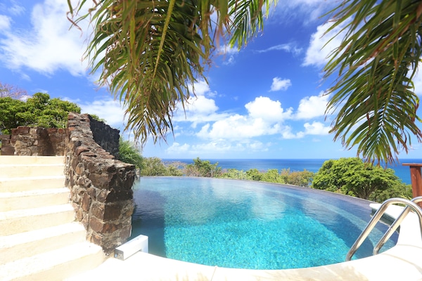 St Lucia's largest, private infinity pool.