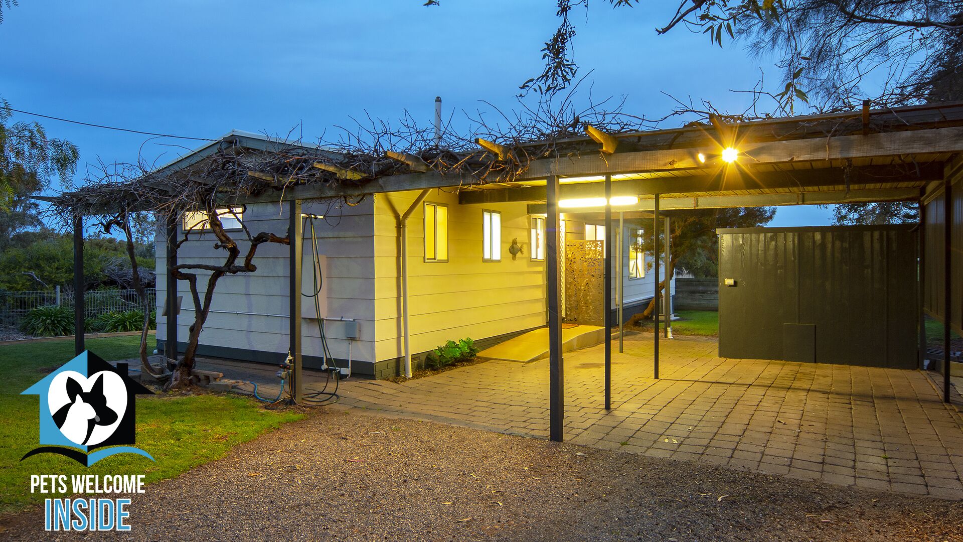 Nordic Retro Beachouse at Port Elliot — image 18